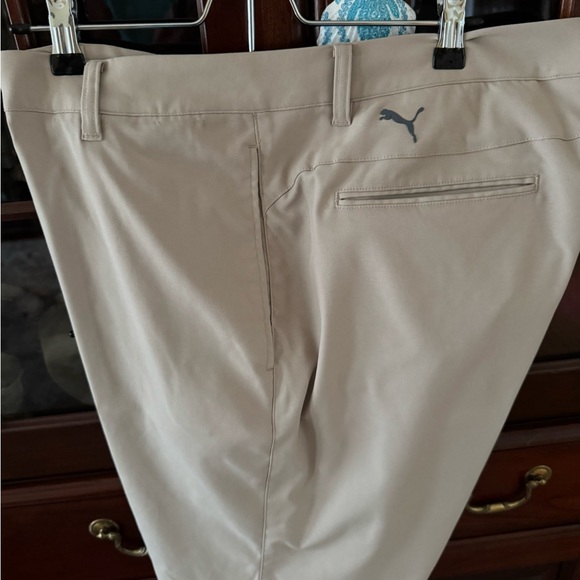 Puma Tan Shorts - Picture 1 of 2